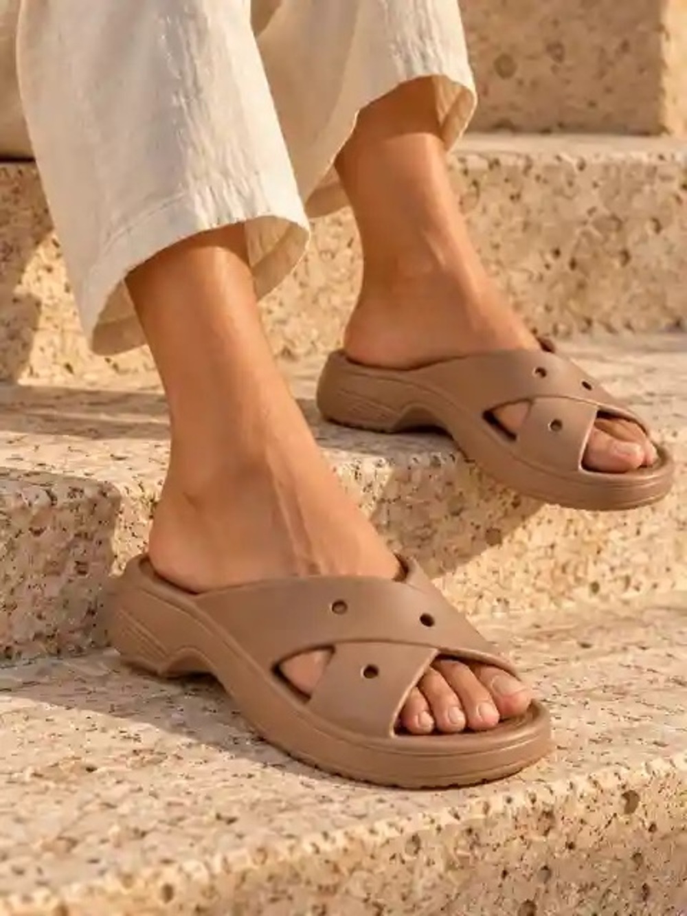 Crocs Cross Straps Sandal Open Toe - Womens 8.